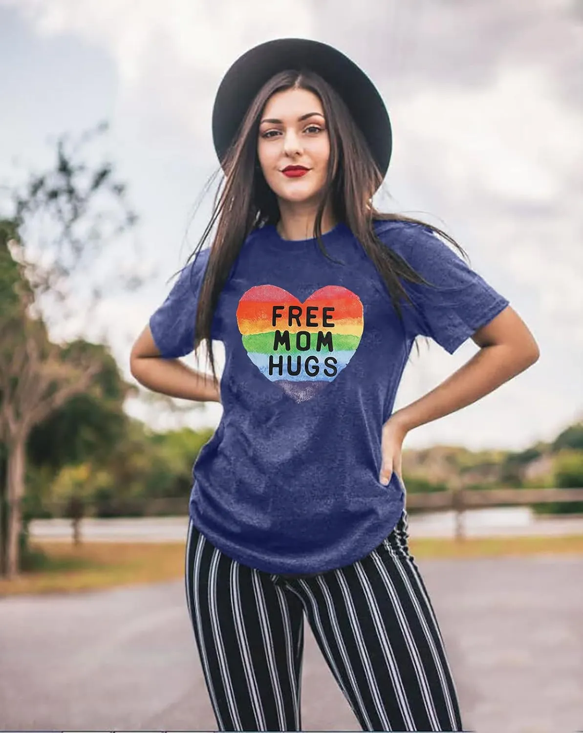 Gay Pride Shirt Women Free Mom Hugs T-Shirt Rainbow Heart Shirt LGBTQ Pride Shirt Rainbow Flag Tee Proud Ally Shirts